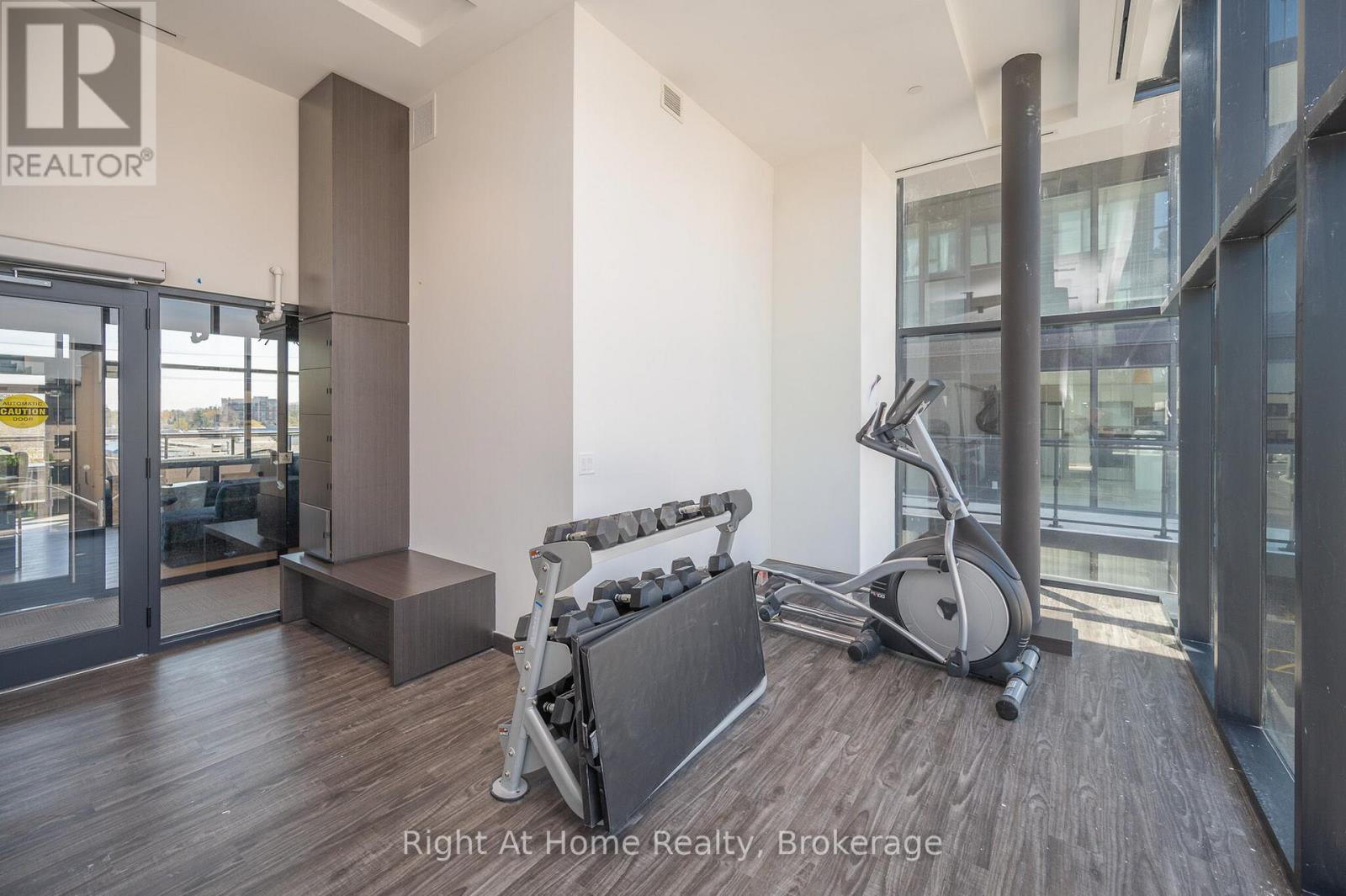 B426 - 1119 Cooke Boulevard, Burlington, Ontario  L7T 0C7 - Photo 40 - W12999658