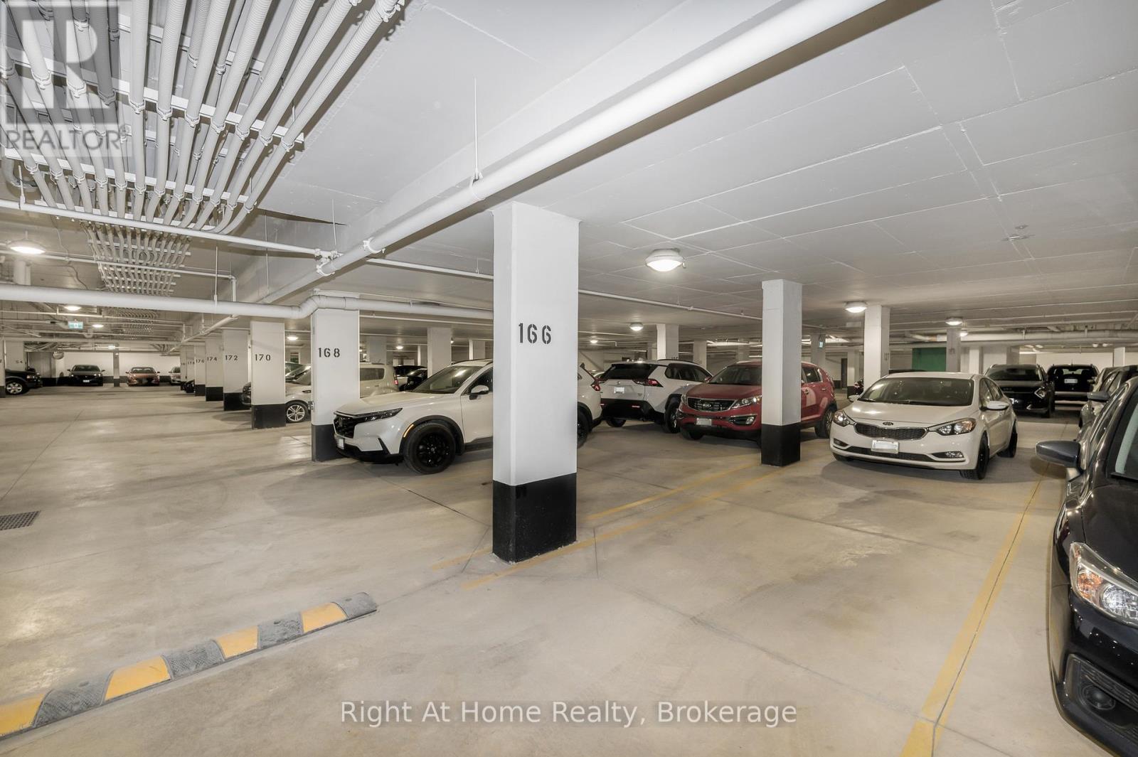 B426 - 1119 Cooke Boulevard, Burlington, Ontario  L7T 0C7 - Photo 41 - W12999658