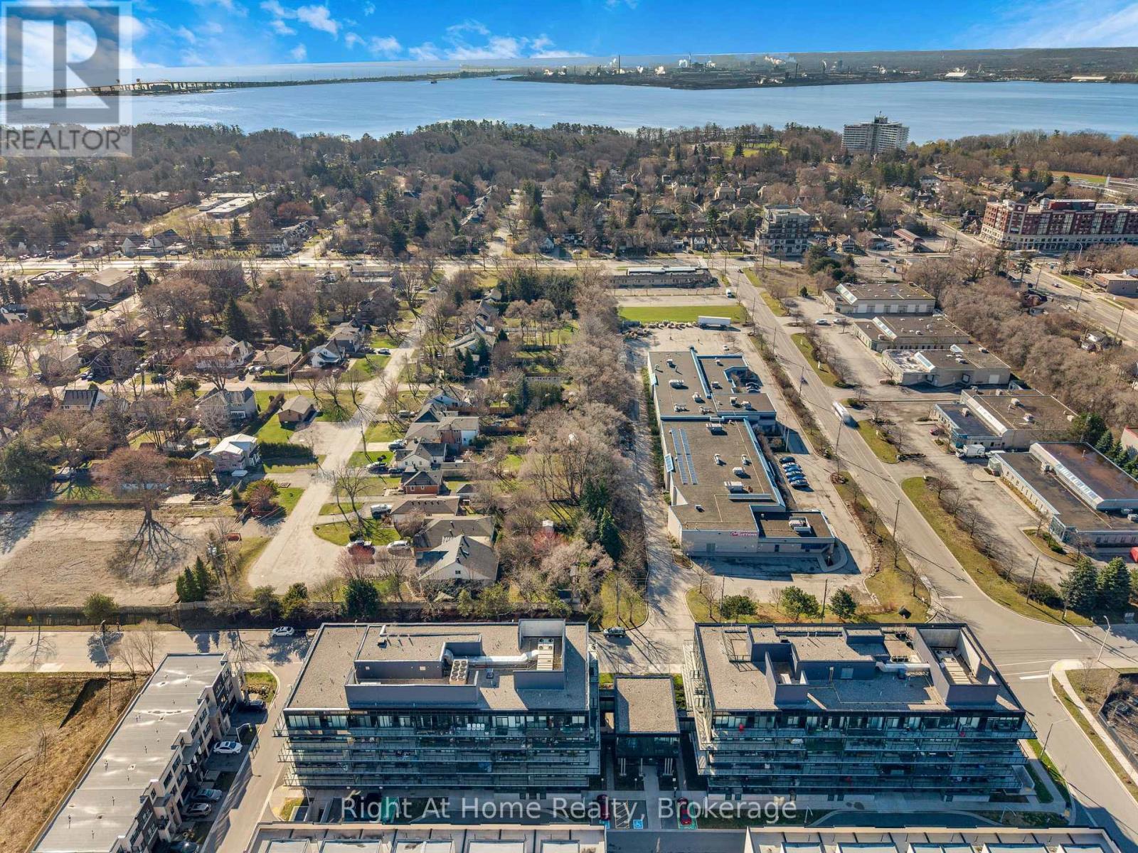 B426 - 1119 Cooke Boulevard, Burlington, Ontario  L7T 0C7 - Photo 49 - W12999658