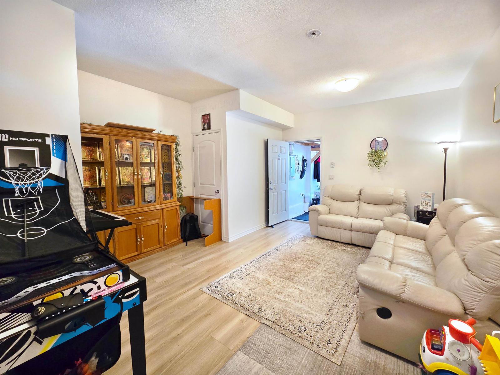 24 32501 Fraser Crescent, Mission, British Columbia  V2V 1C5 - Photo 30 - R3109391