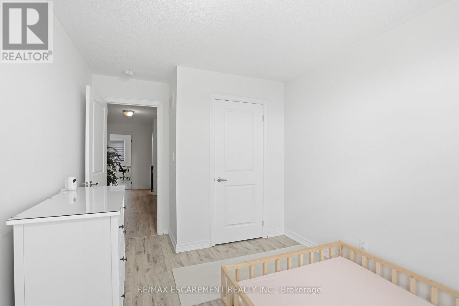 48 Harmony Way N, Thorold, Ontario  L2V 0H1 - Photo 27 - X13004314