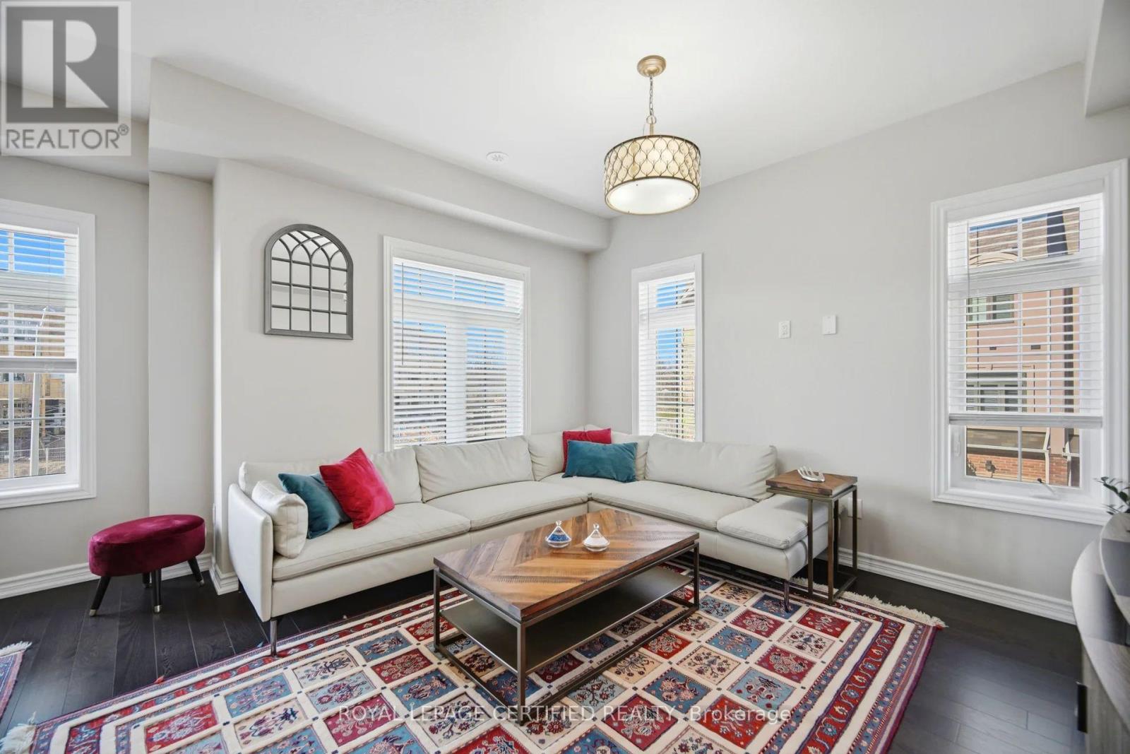 75 Borers Creek Circle, Hamilton, Ontario  L8B 1W3 - Photo 19 - X13004354