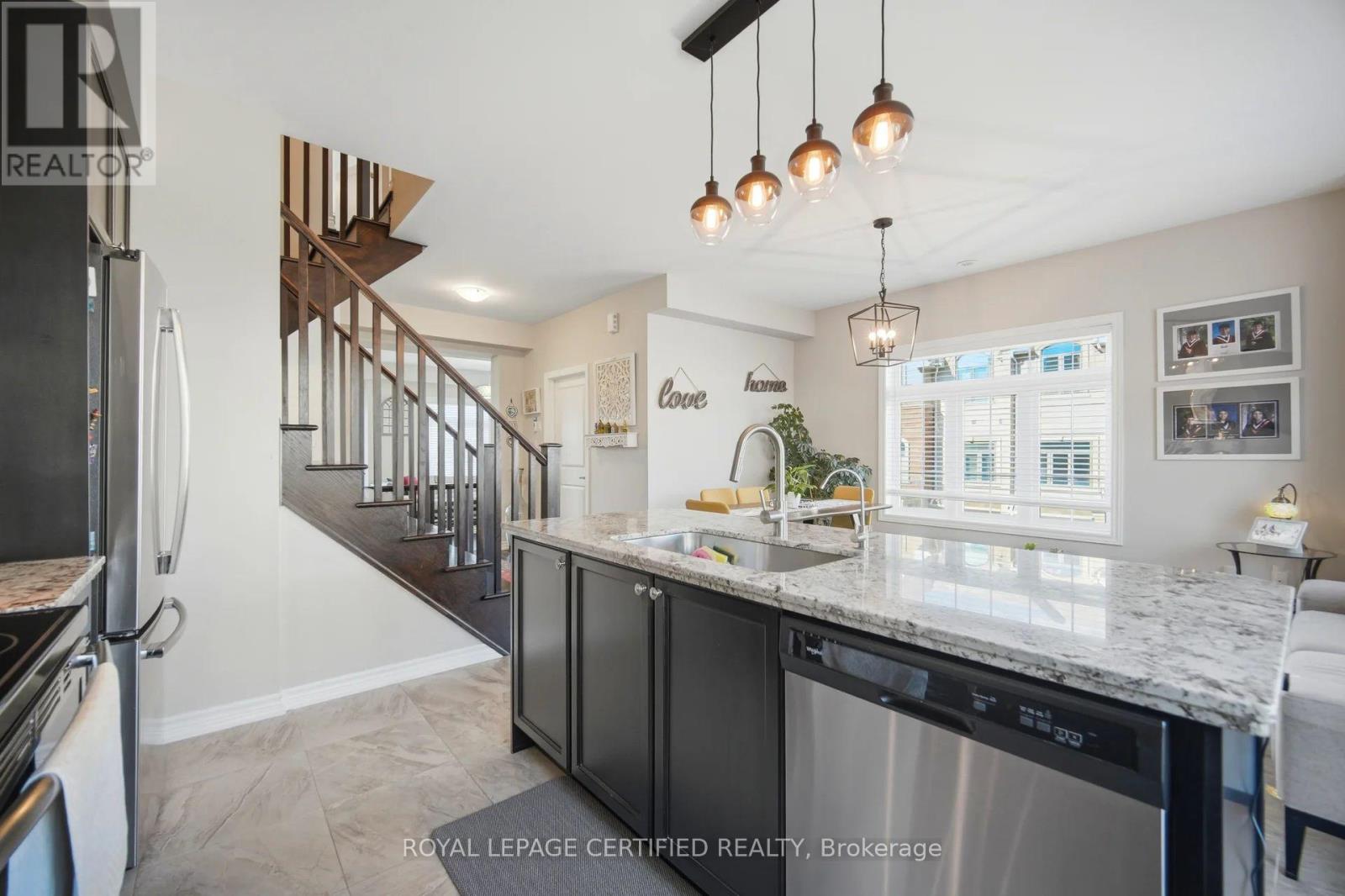 75 Borers Creek Circle, Hamilton, Ontario  L8B 1W3 - Photo 34 - X13004354