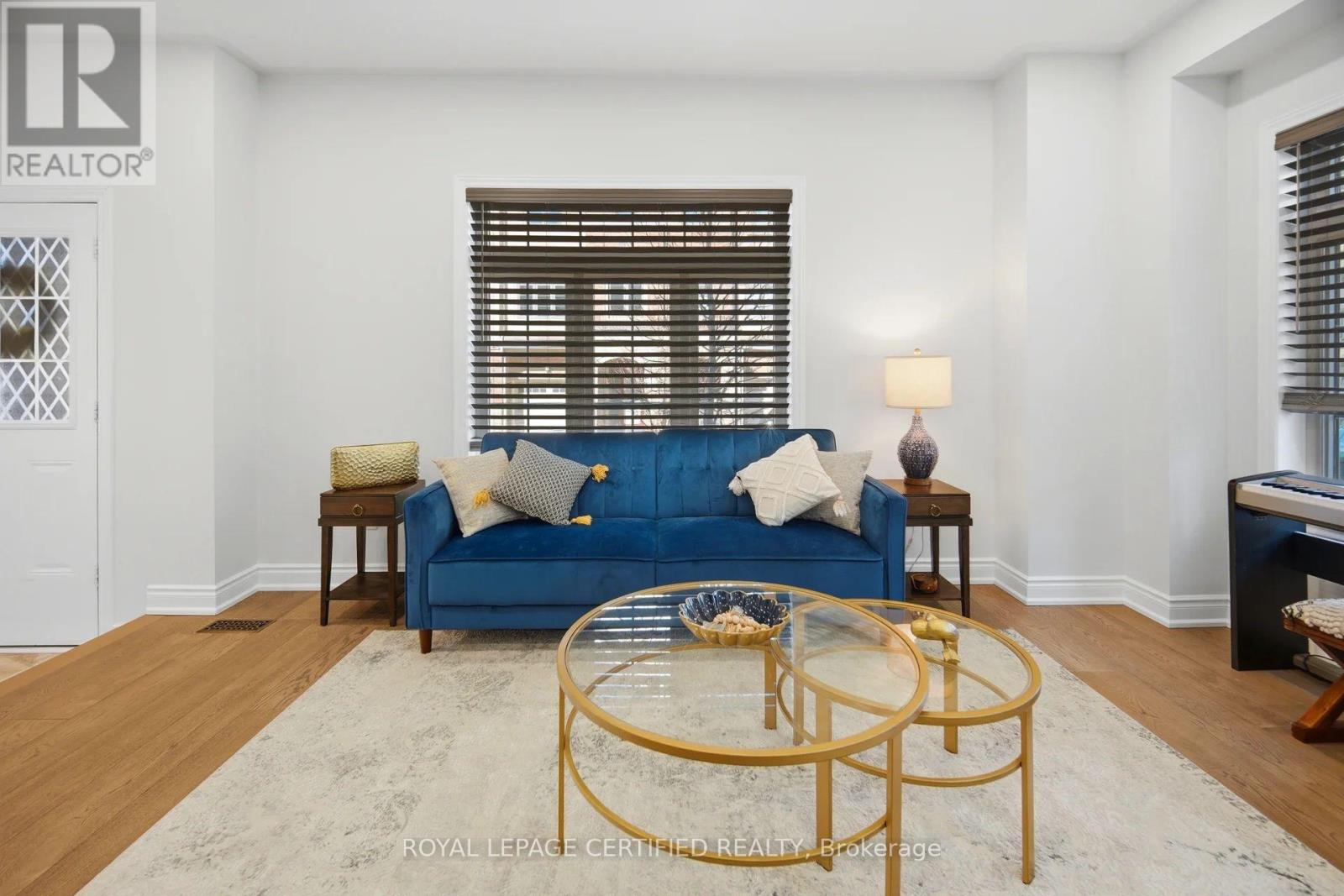 75 Borers Creek Circle, Hamilton, Ontario  L8B 1W3 - Photo 6 - X13004354