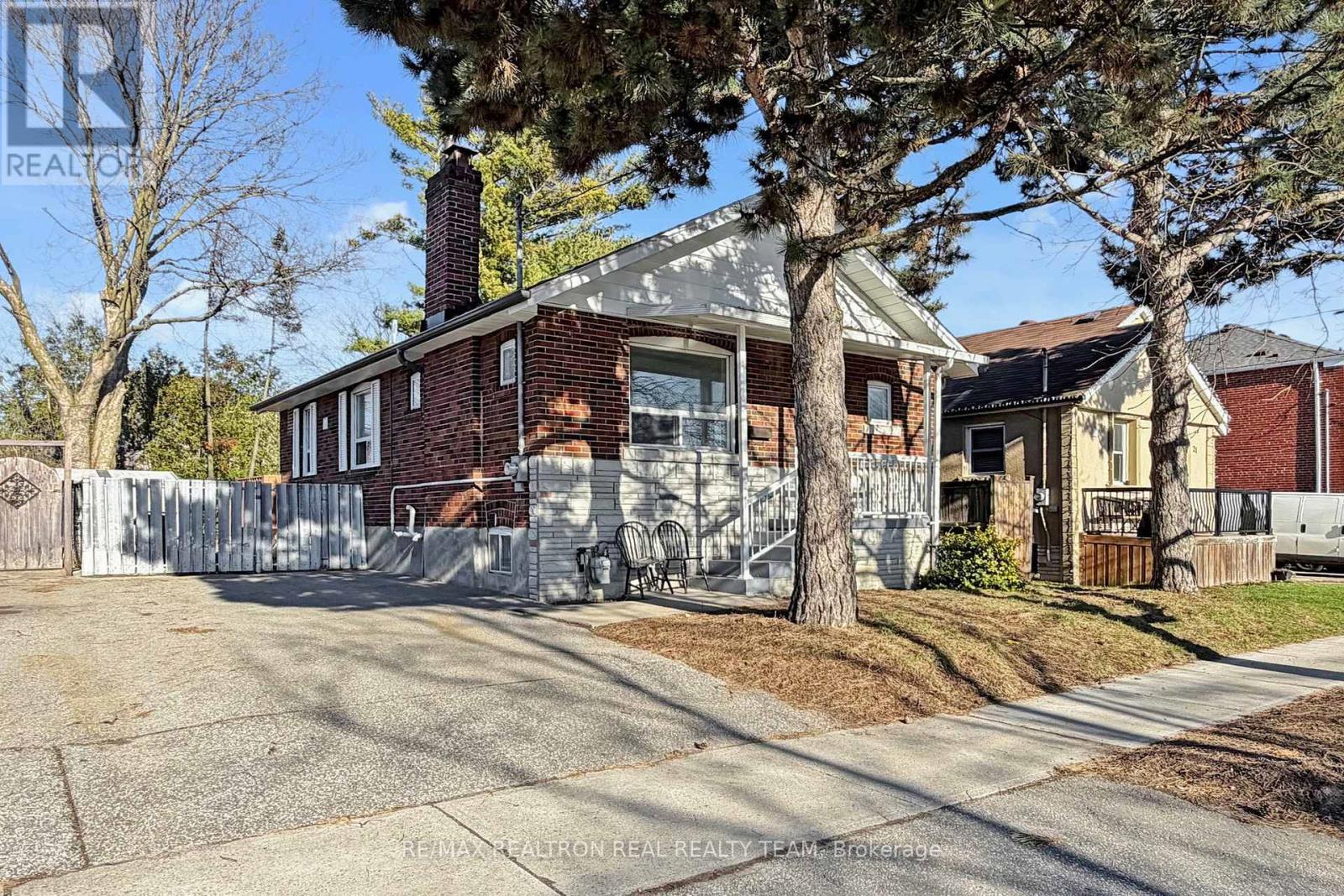 23 MARSH ROAD E, Toronto, Ontario