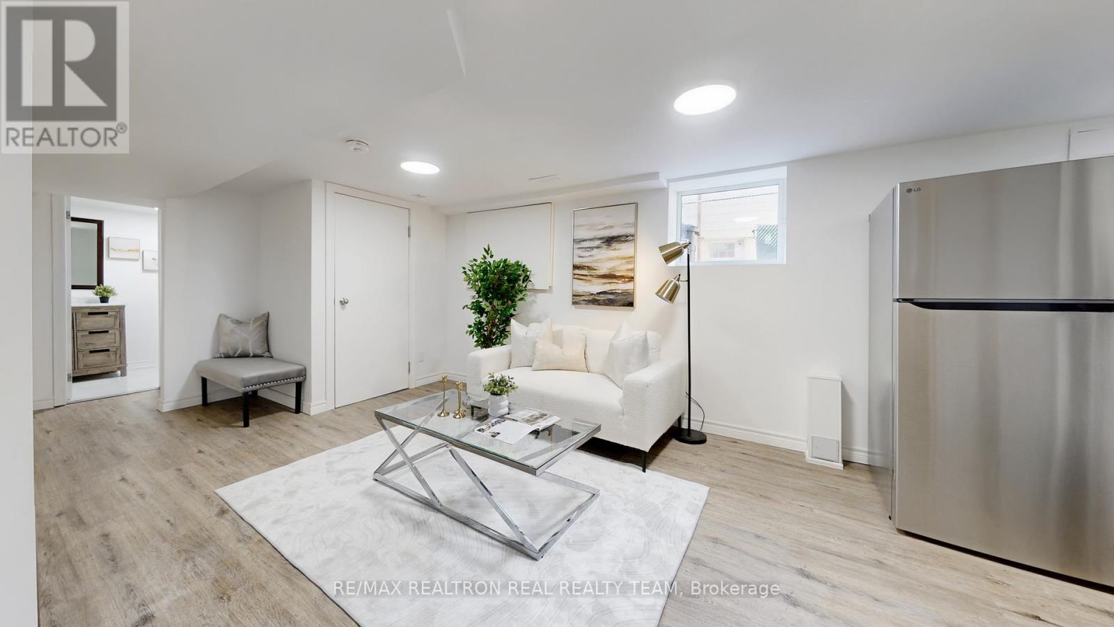 23 Marsh Road, Toronto, Ontario  M1K 1Y6 - Photo 24 - E13003778