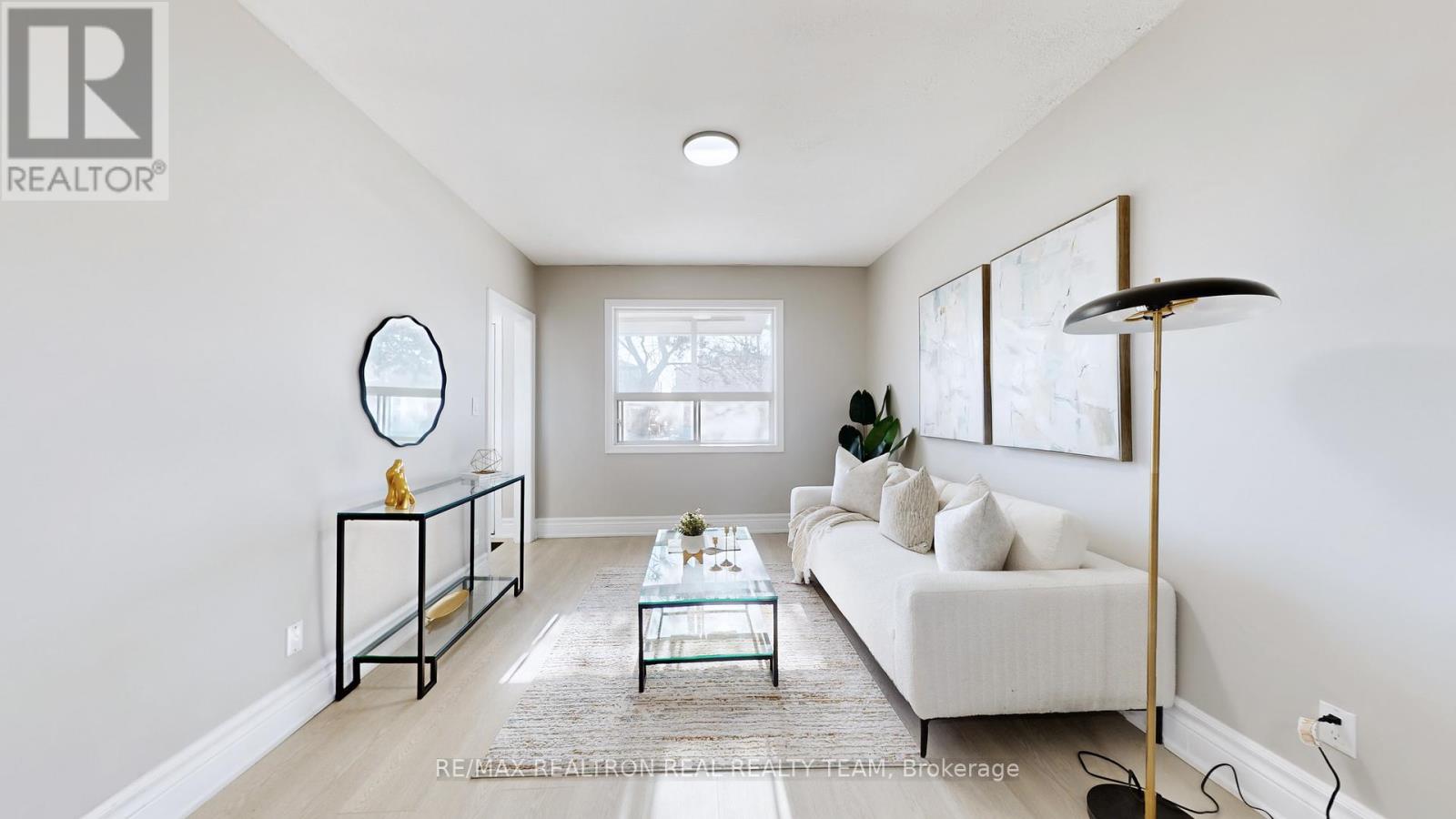 23 Marsh Road, Toronto, Ontario  M1K 1Y6 - Photo 3 - E13003778