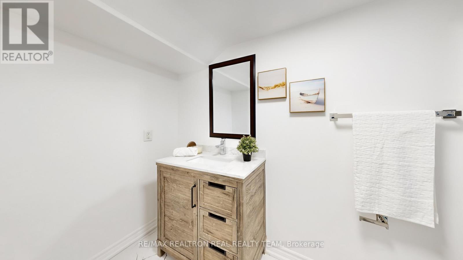 23 Marsh Road, Toronto, Ontario  M1K 1Y6 - Photo 35 - E13003778