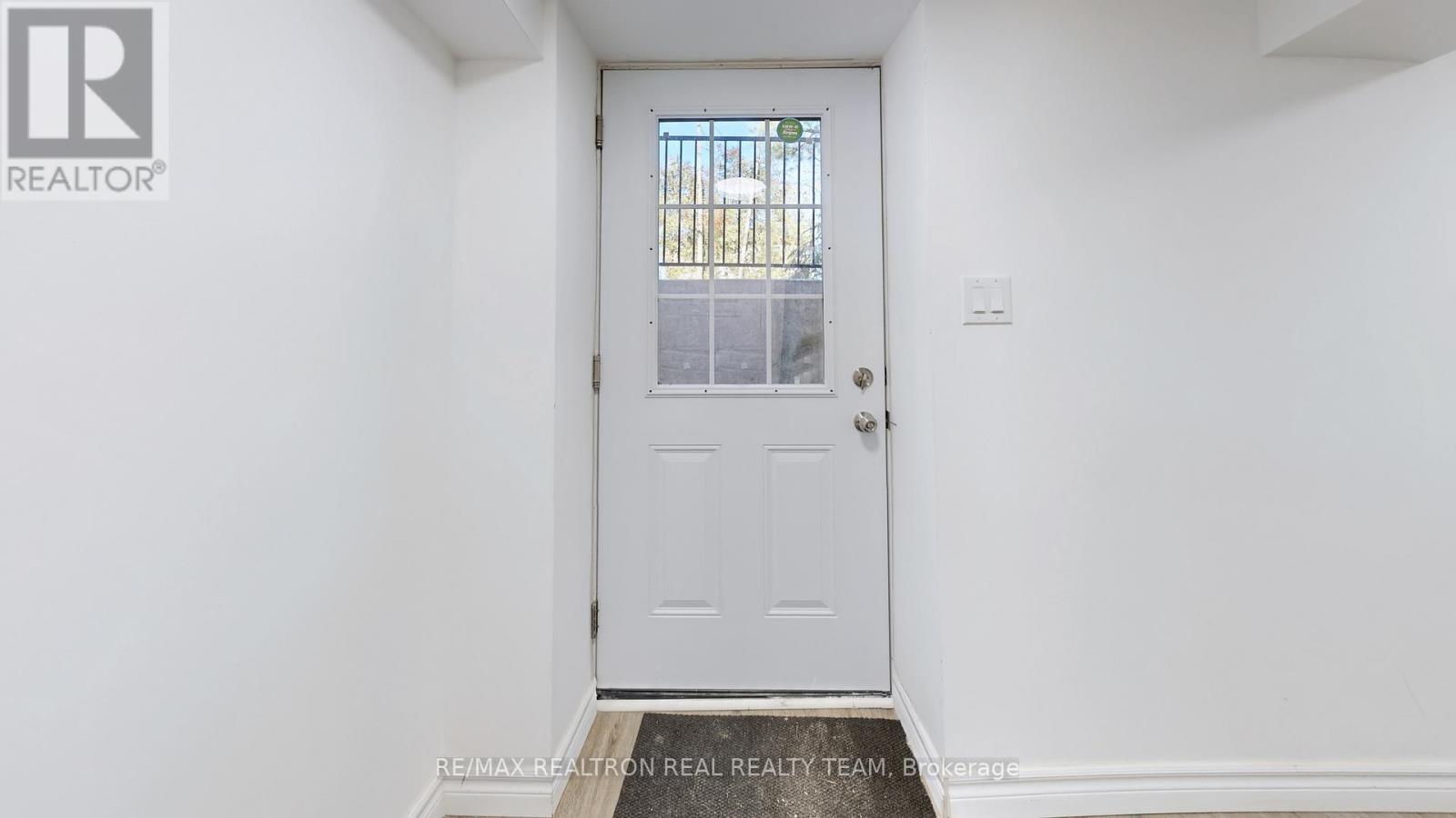 23 Marsh Road, Toronto, Ontario  M1K 1Y6 - Photo 38 - E13003778