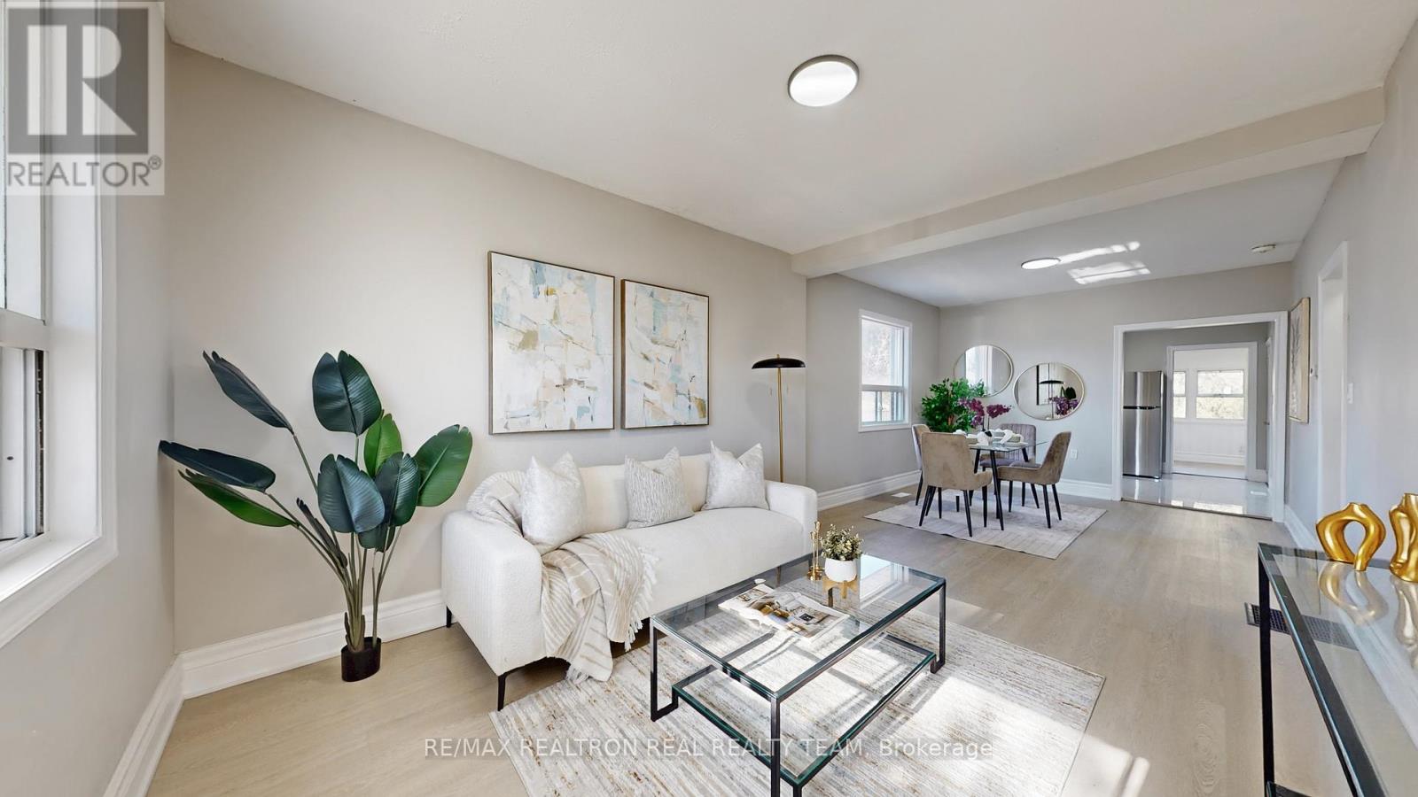 23 Marsh Road, Toronto, Ontario  M1K 1Y6 - Photo 5 - E13003778