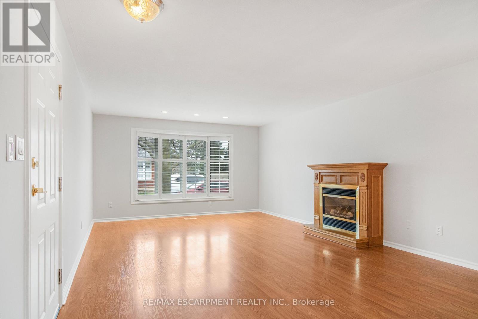 19 - 229 Lynden Road, Brantford, Ontario  N3R 8A7 - Photo 4 - X13002996