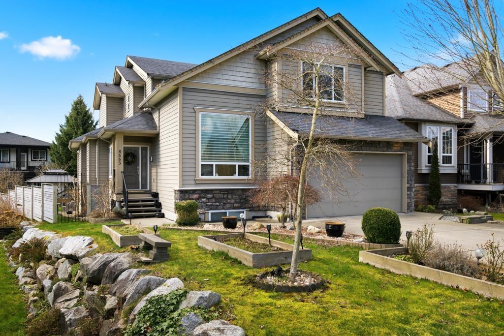 8563 Tupper Boulevard, Mission, British Columbia V2V 0A3 - Photo 1 - R3097634