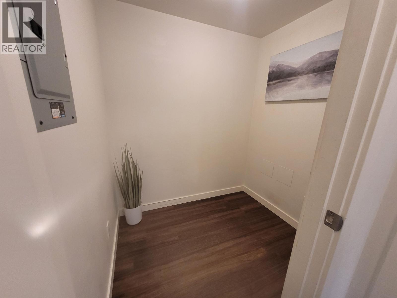 719 4818 Eldorado Mews, Vancouver, British Columbia  V5R 0B3 - Photo 13 - R3105945