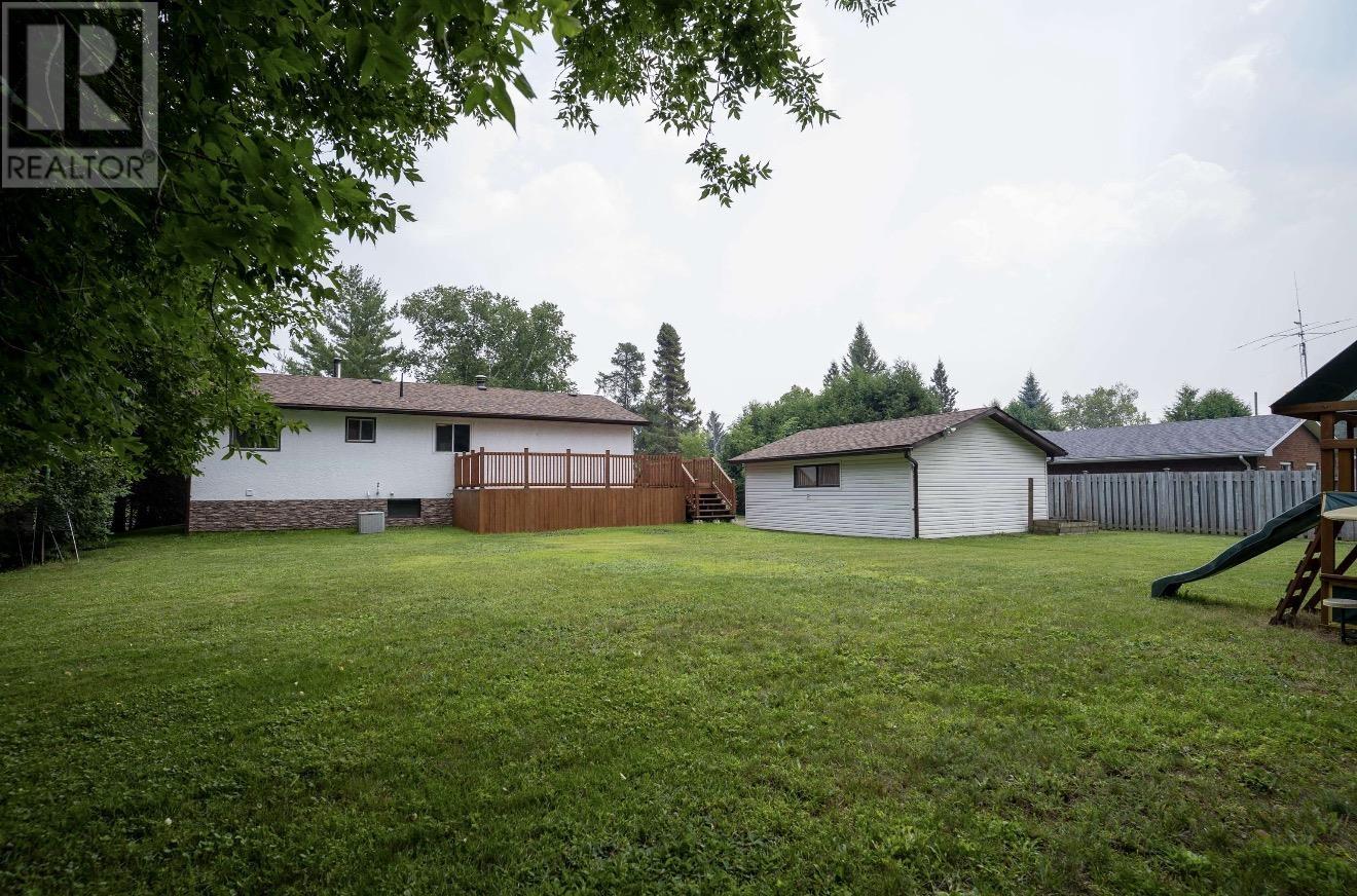 2031 Murphy Ave, Thunder Bay, Ontario  P7K 1G7 - Photo 4 - TB2600705