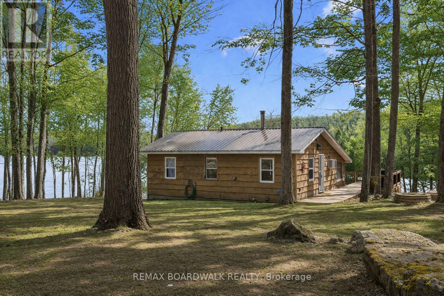 116 MILL BAY LANE, Frontenac, Ontario