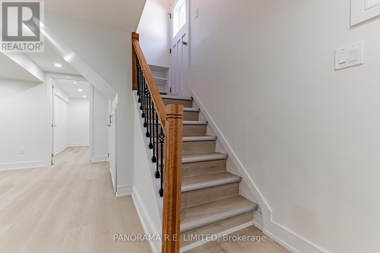 53 Vanguard Drive, Toronto, Ontario  M9B 5E8 - Photo 17 - W12943698