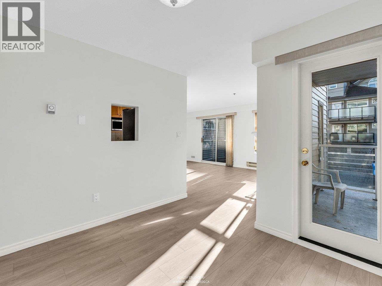 202 966 W 14th Avenue, Vancouver, British Columbia  V5Z 1R4 - Photo 12 - R3112091