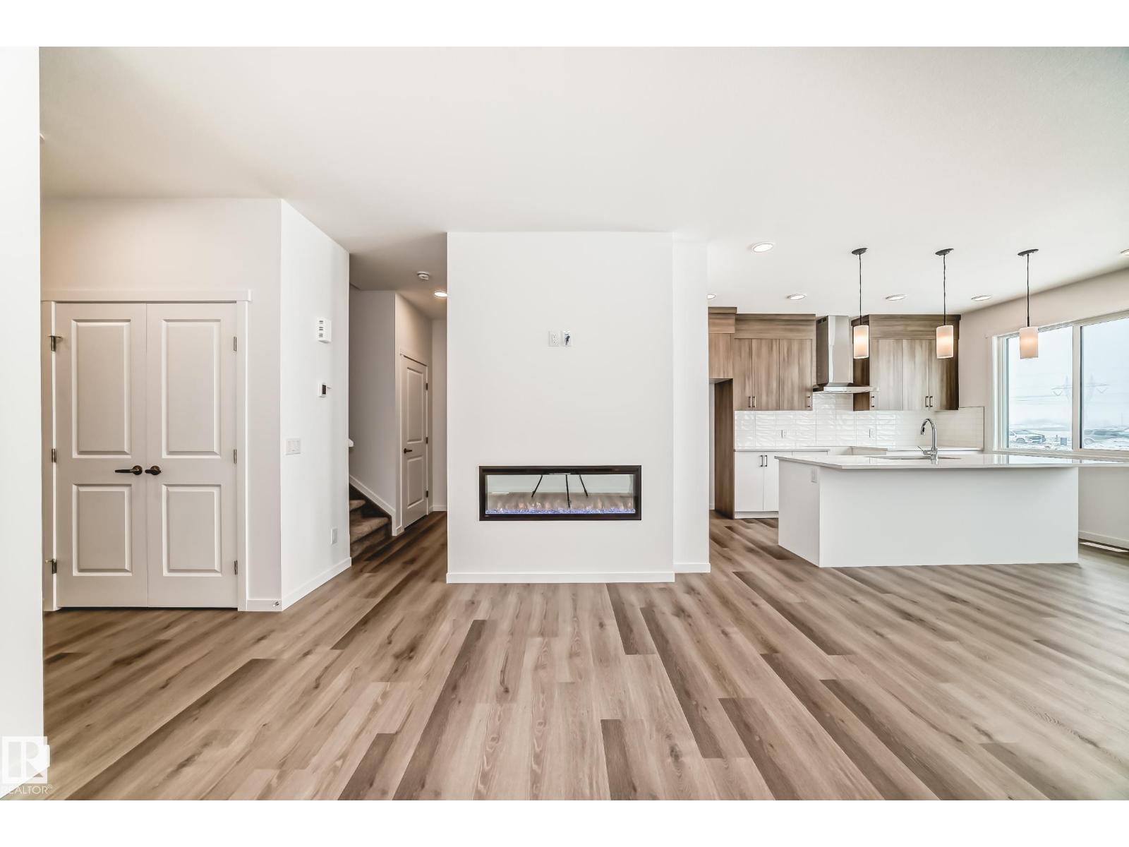2420 Egret Lo Nw, Edmonton, Alberta  T6M 3G9 - Photo 15 - E4479160