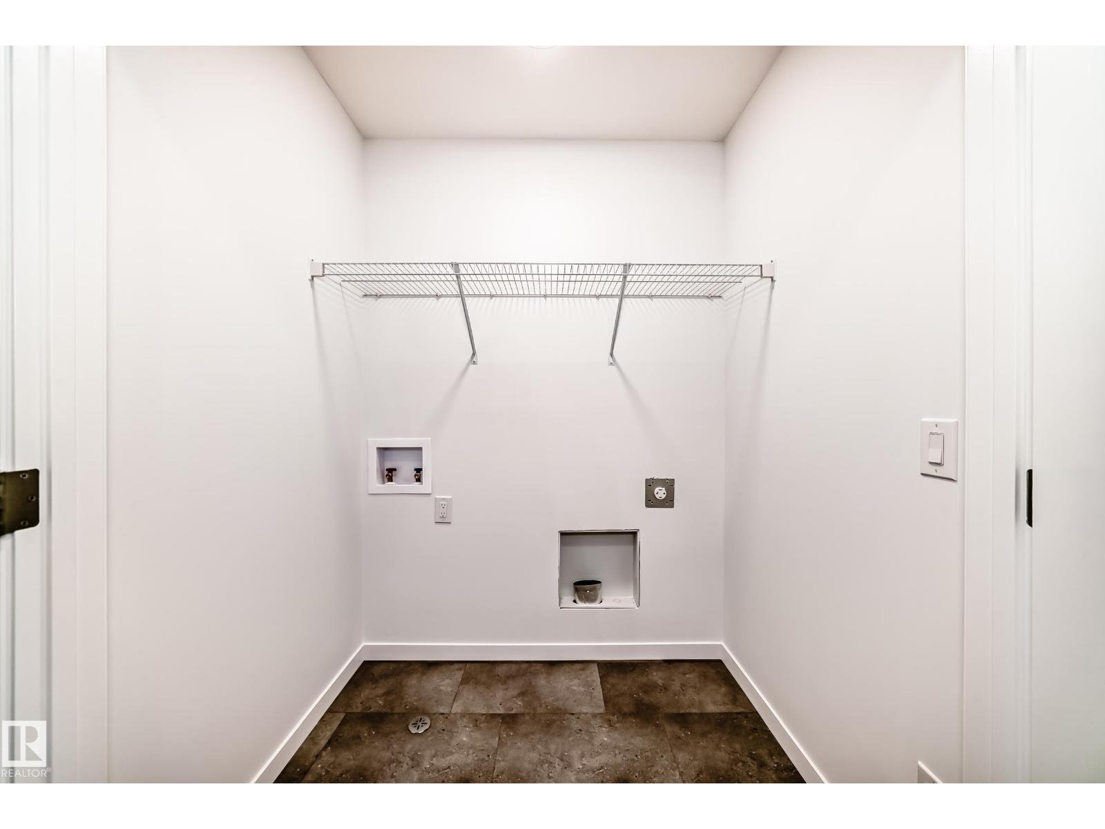 2420 Egret Lo Nw, Edmonton, Alberta  T6M 3G9 - Photo 46 - E4479160