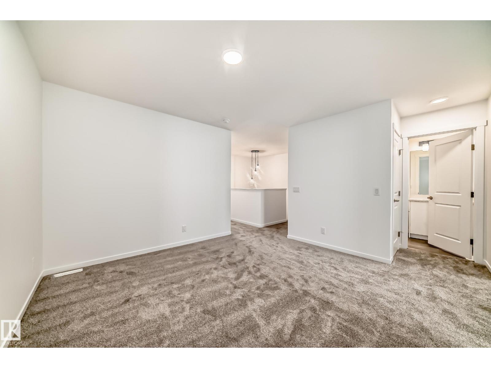 2420 Egret Lo Nw, Edmonton, Alberta  T6M 3G9 - Photo 43 - E4479160