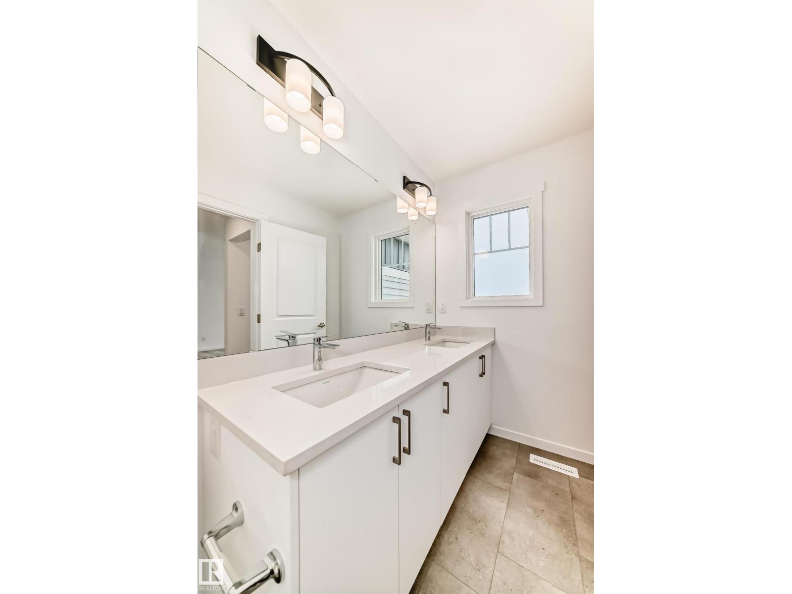 2420 Egret Lo Nw, Edmonton, Alberta  T6M 3G9 - Photo 31 - E4479160