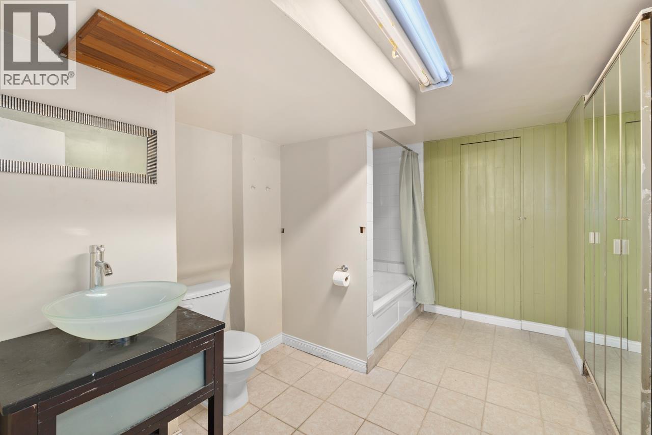 2880 Oxford Street, Vancouver, British Columbia  V5K 1N6 - Photo 24 - R3112122