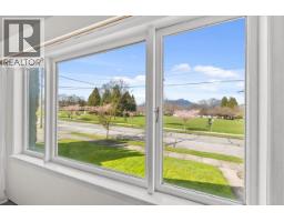 2880 OXFORD STREET, Vancouver, British Columbia