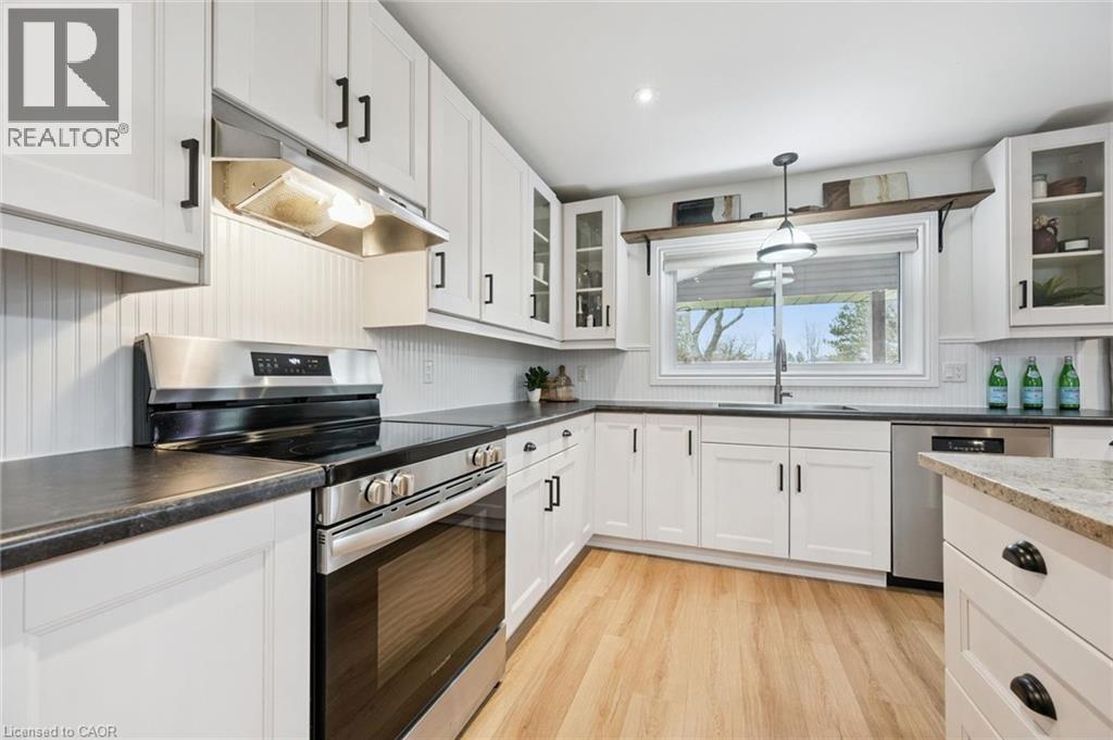 65 Schweitzer Street, Kitchener, Ontario  N2K 1B5 - Photo 8 - 40819831