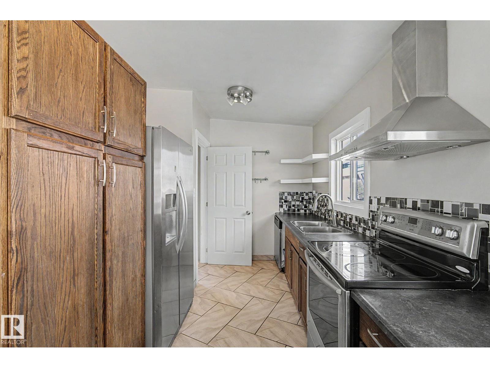 5920 132 Av NW, Edmonton, Alberta  T5A 0J1 - Photo 5 - E4482438