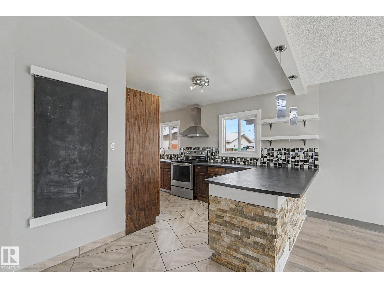 5920 132 Av NW, Edmonton, Alberta  T5A 0J1 - Photo 7 - E4482438