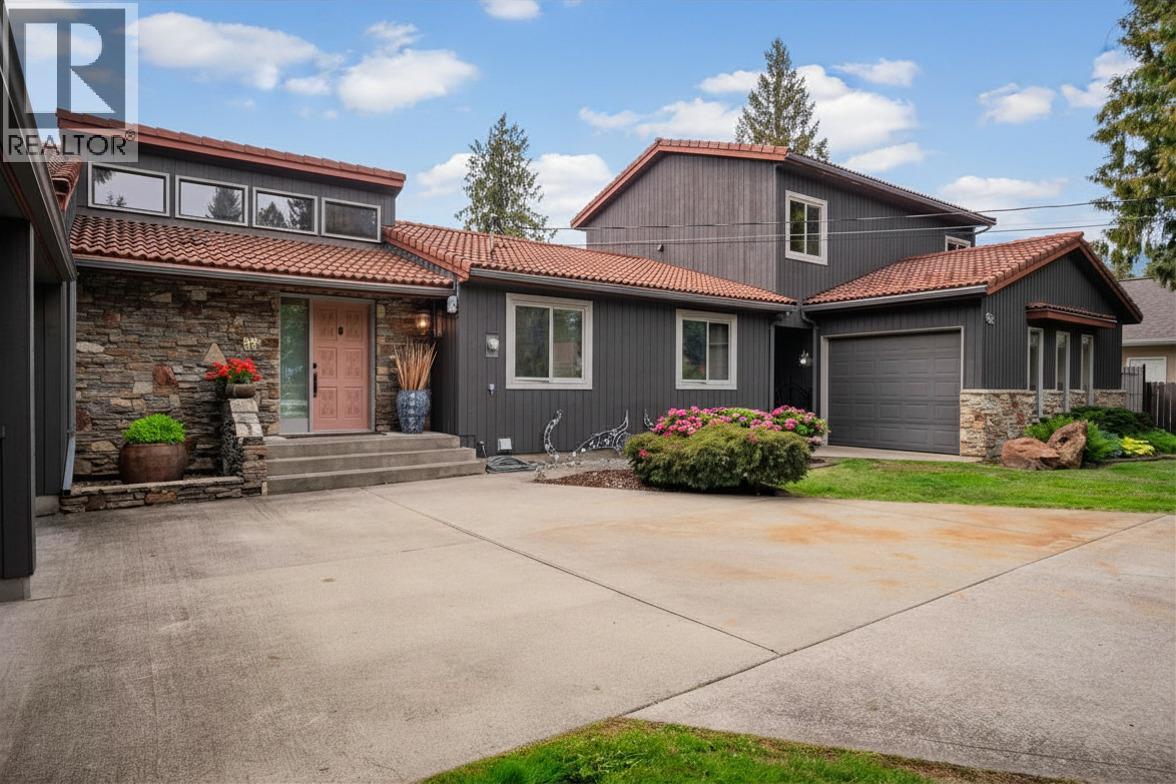 25 Wilson Road, Christina Lake, British Columbia  V0H 1E0 - Photo 67 - 10372571