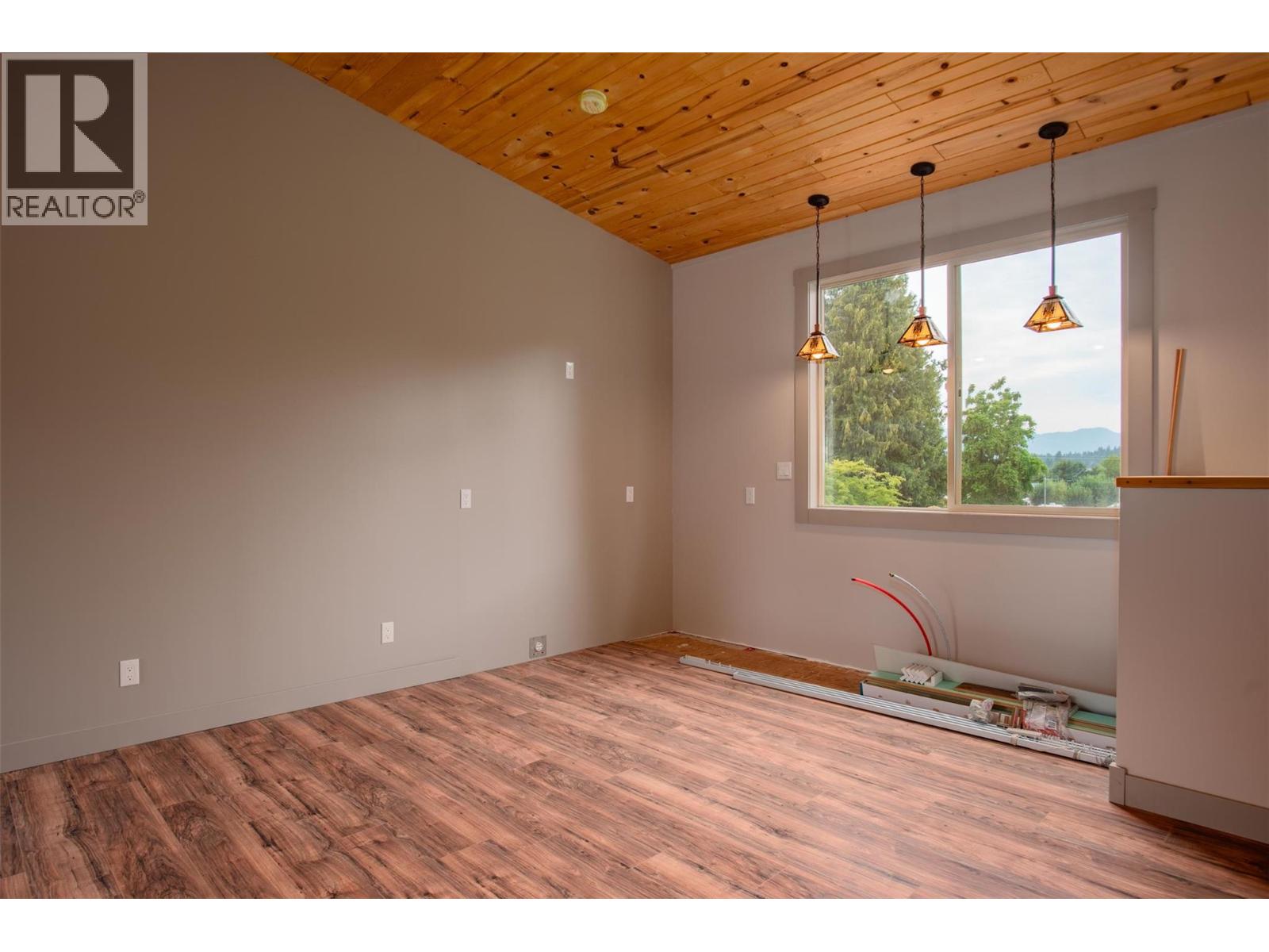 25 Wilson Road, Christina Lake, British Columbia  V0H 1E0 - Photo 43 - 10372571