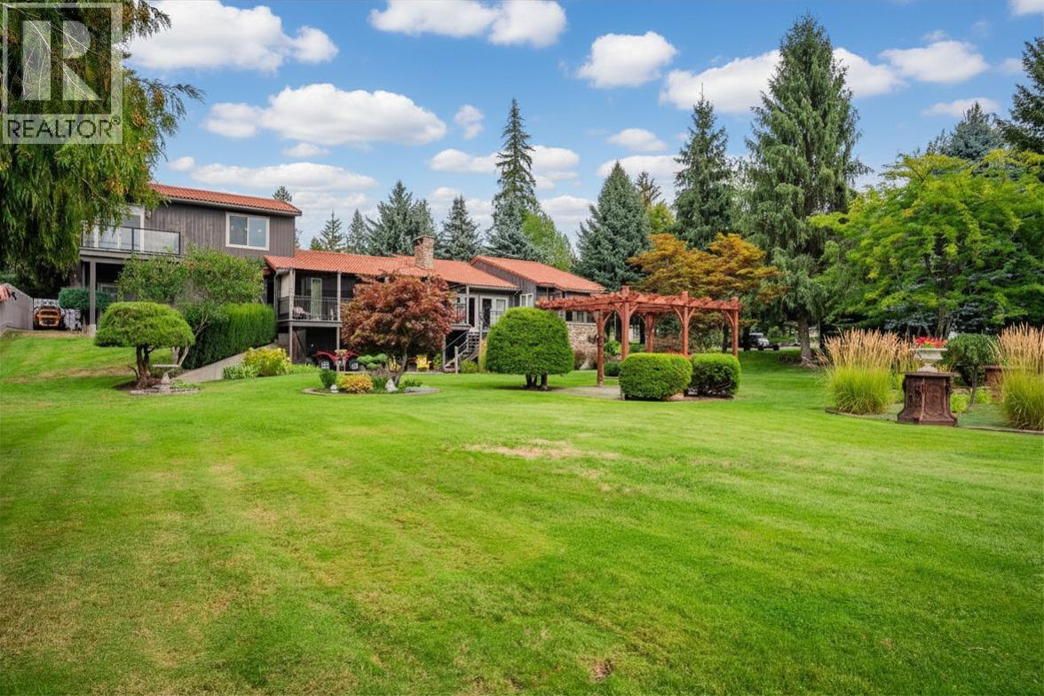 25 Wilson Road, Christina Lake, British Columbia  V0H 1E0 - Photo 70 - 10372571