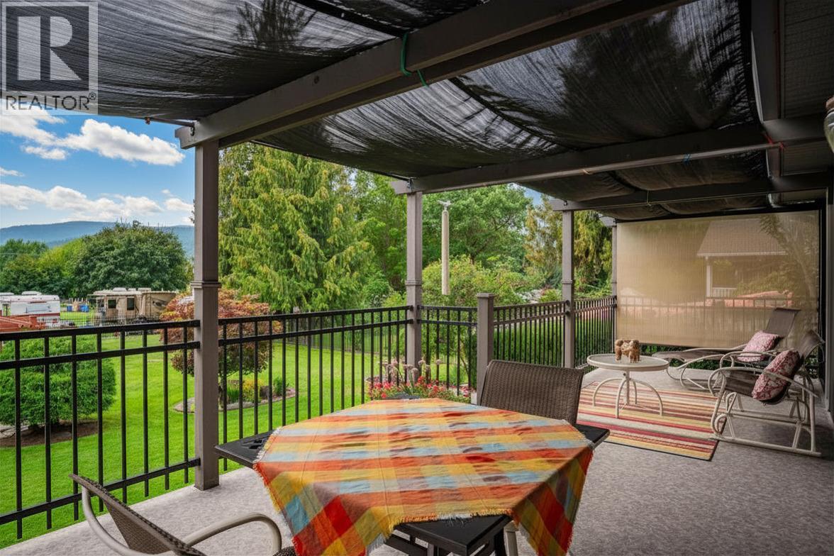 25 Wilson Road, Christina Lake, British Columbia  V0H 1E0 - Photo 74 - 10372571