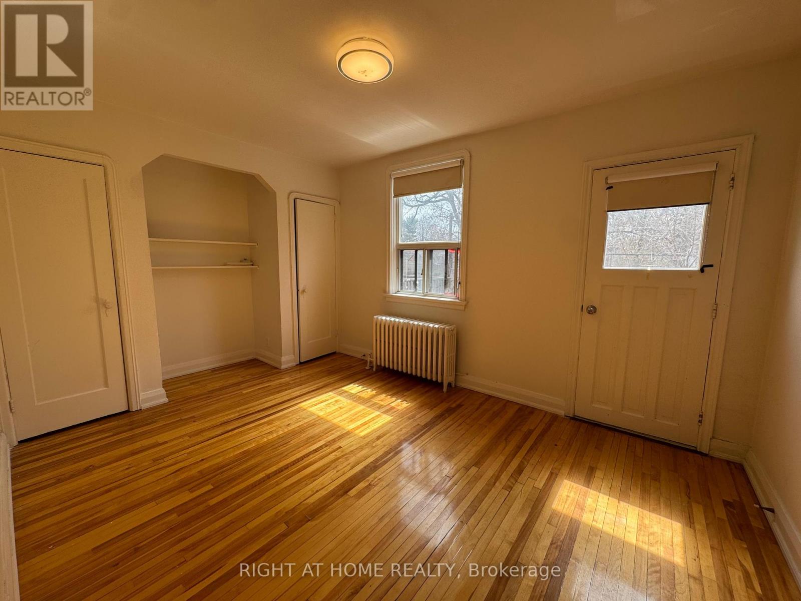 Second Floor - 2879 St Clair Avenue E, Toronto, Ontario  M4B 1N4 - Photo 2 - E13004400