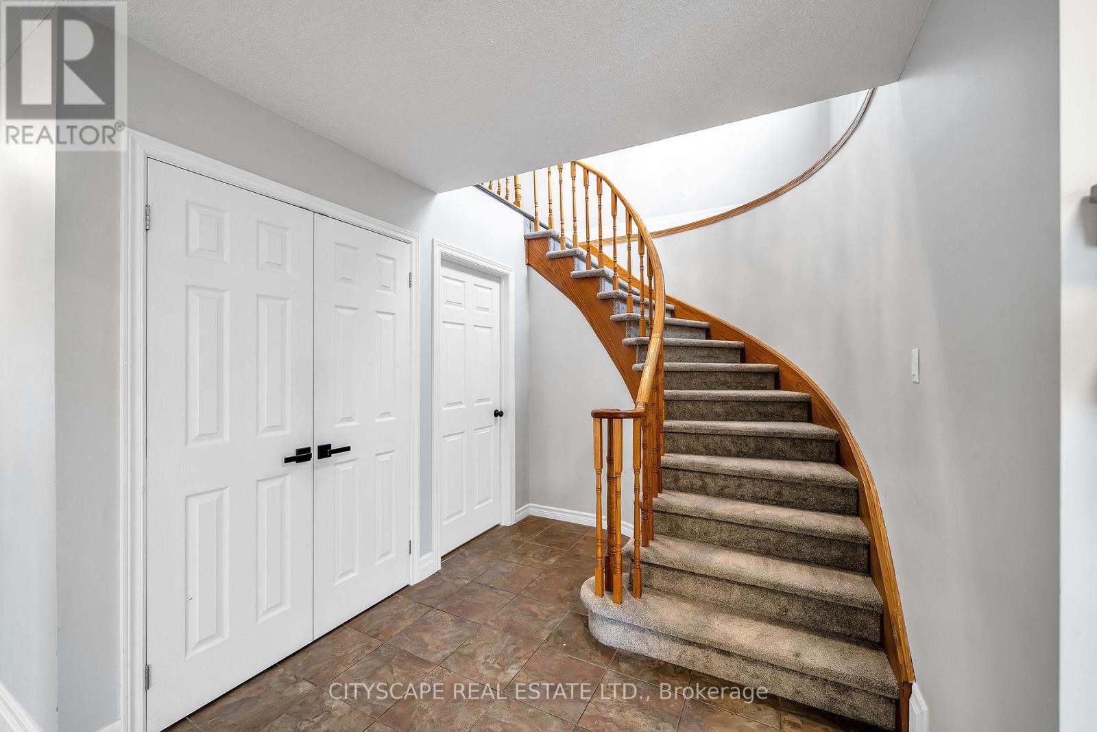 Main - 1605 Deerbrook Drive, Pickering, Ontario  L1V 5B8 - Photo 10 - E13004446