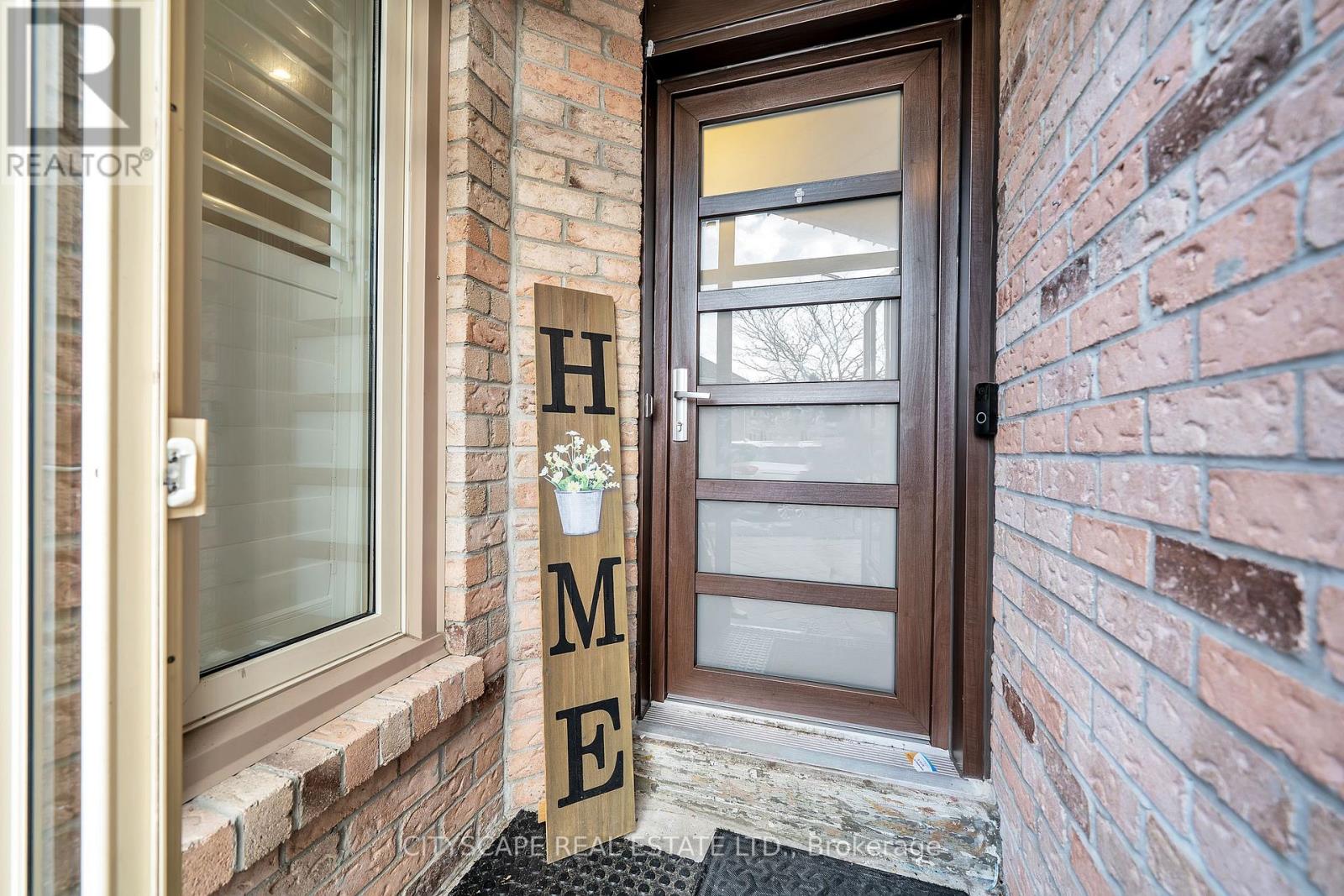 Main - 1605 Deerbrook Drive, Pickering, Ontario  L1V 5B8 - Photo 2 - E13004446