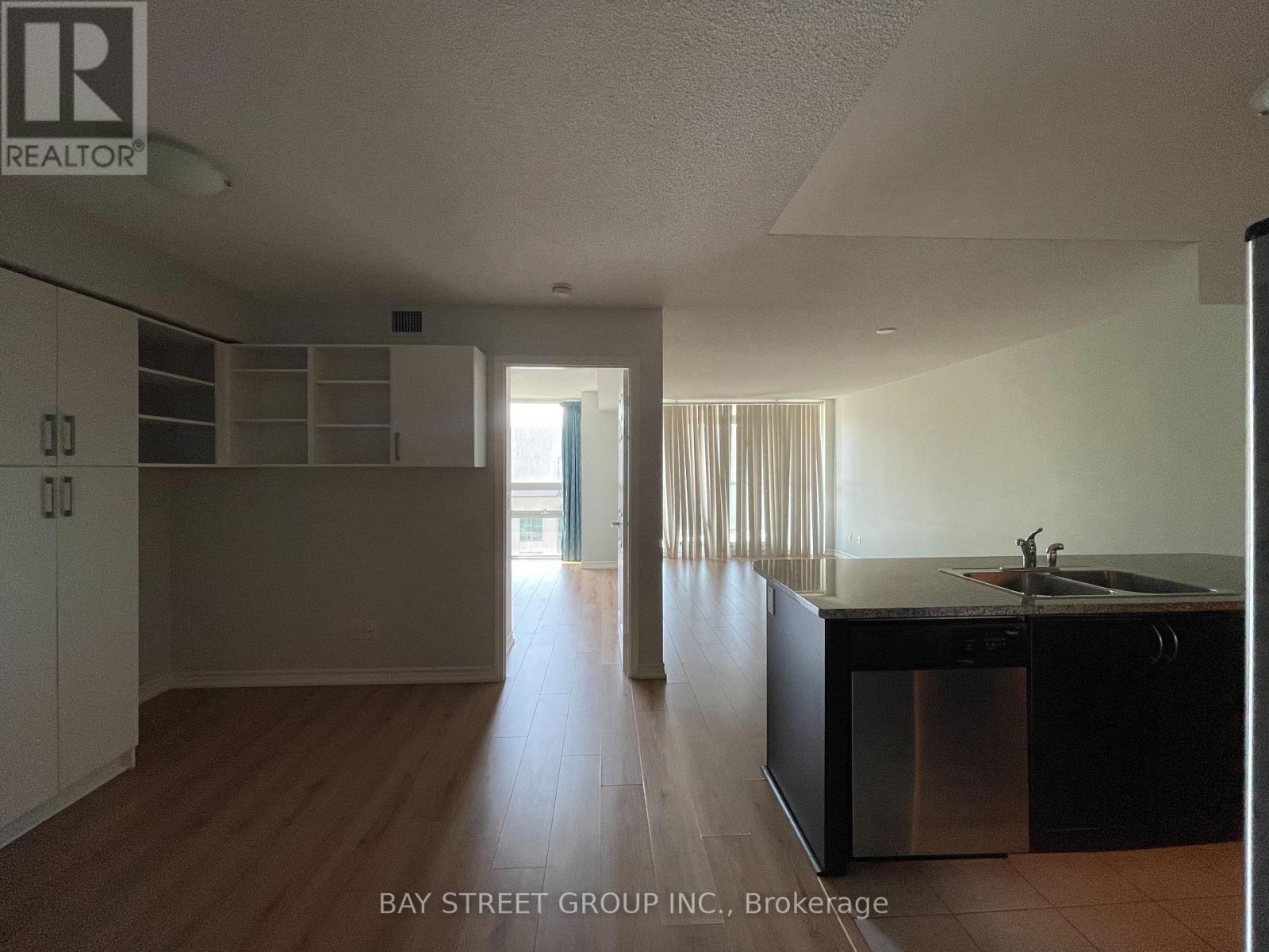 2115 - 19 Grand Trunk Crescent, Toronto, Ontario  M5J 3A3 - Photo 4 - C13004088