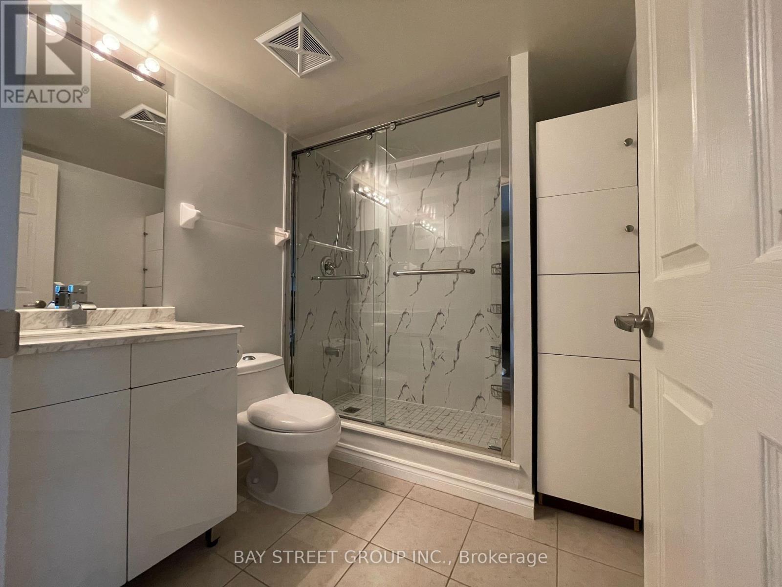 2115 - 19 Grand Trunk Crescent, Toronto, Ontario  M5J 3A3 - Photo 8 - C13004088