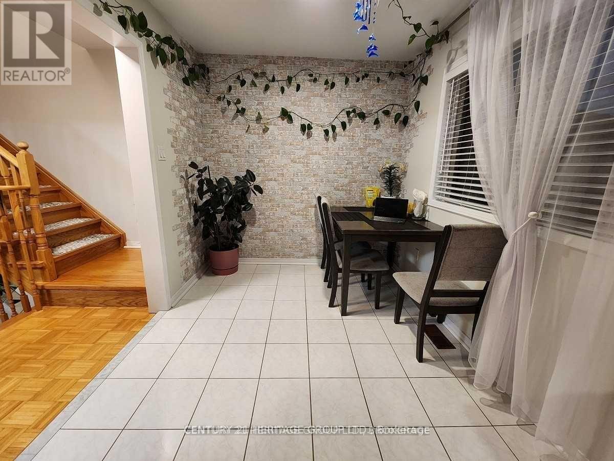 99 Lucena Crescent, Vaughan, Ontario  L6A 2W4 - Photo 6 - N13004448