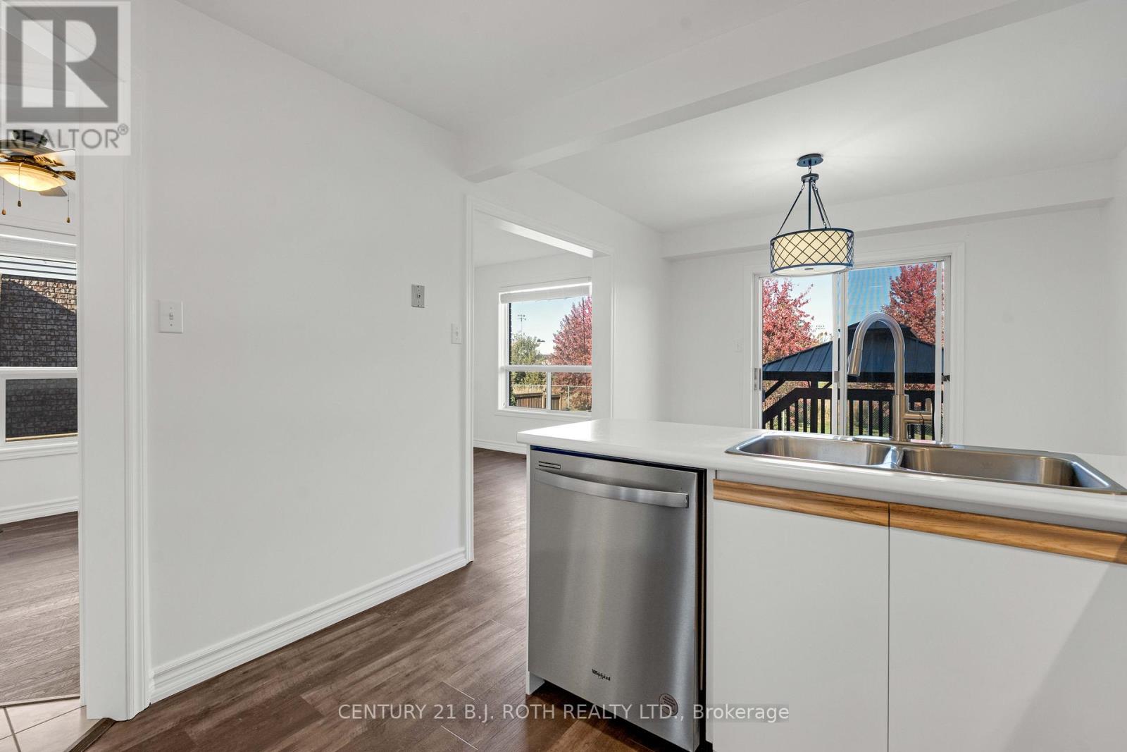 76 Arthur Avenue, Barrie, Ontario  L4M 6H5 - Photo 13 - S13004424