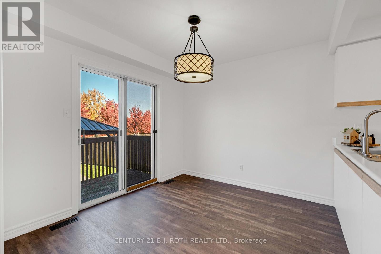 76 Arthur Avenue, Barrie, Ontario  L4M 6H5 - Photo 14 - S13004424