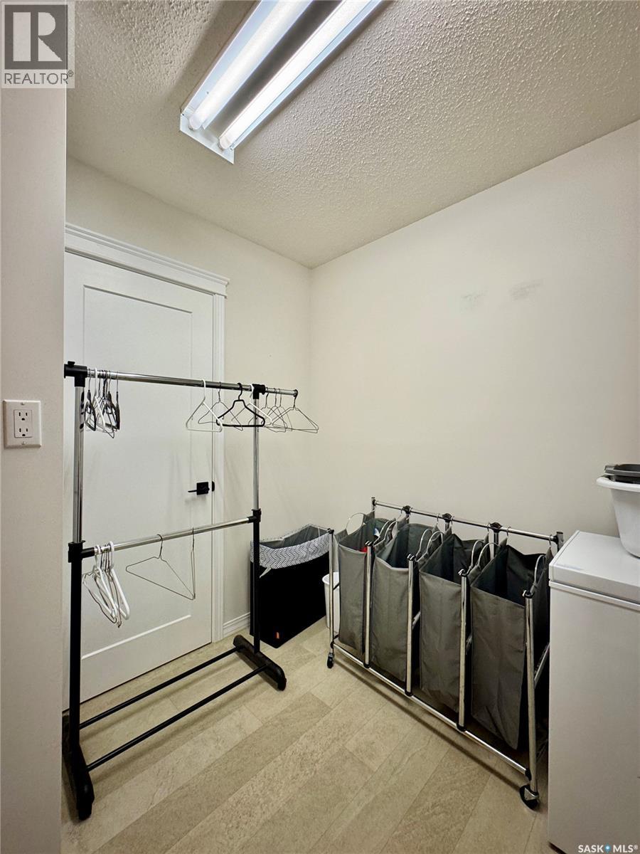 813 Stanley Street, Esterhazy, Saskatchewan  S0A 0X0 - Photo 20 - SK033033