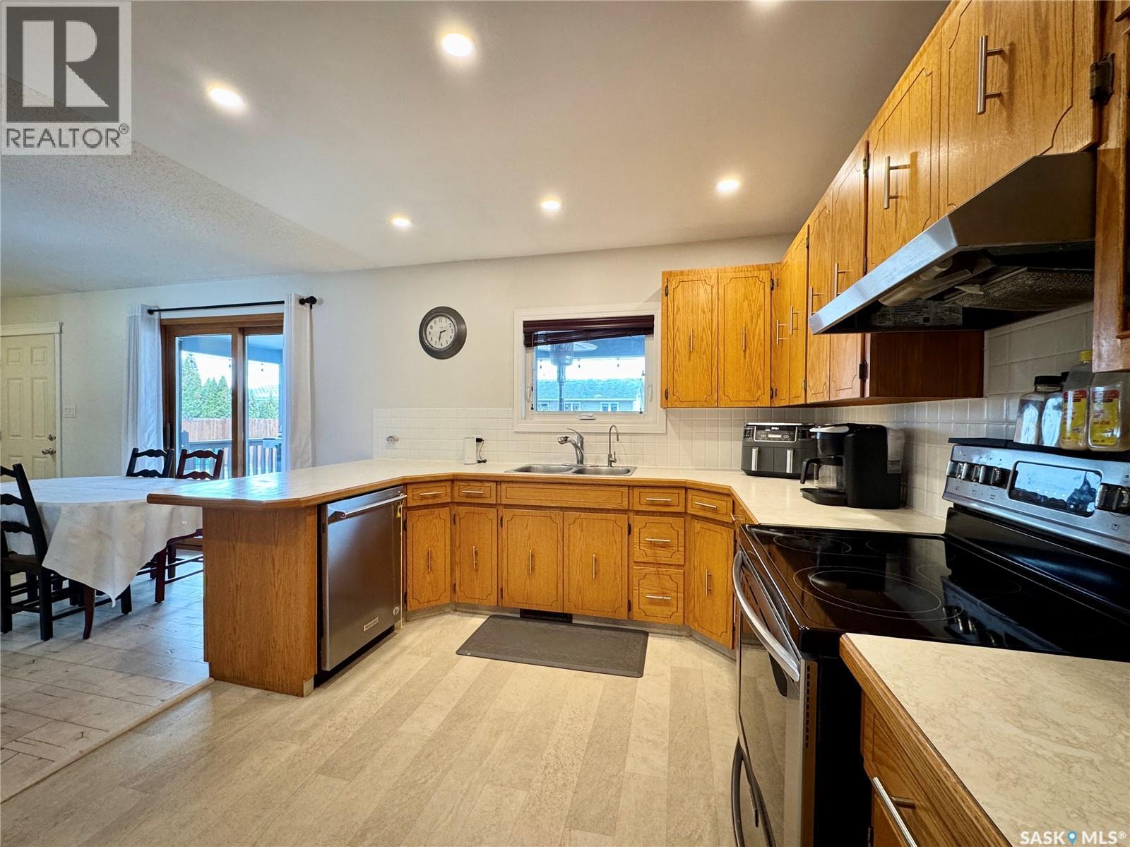 813 Stanley Street, Esterhazy, Saskatchewan  S0A 0X0 - Photo 12 - SK033033