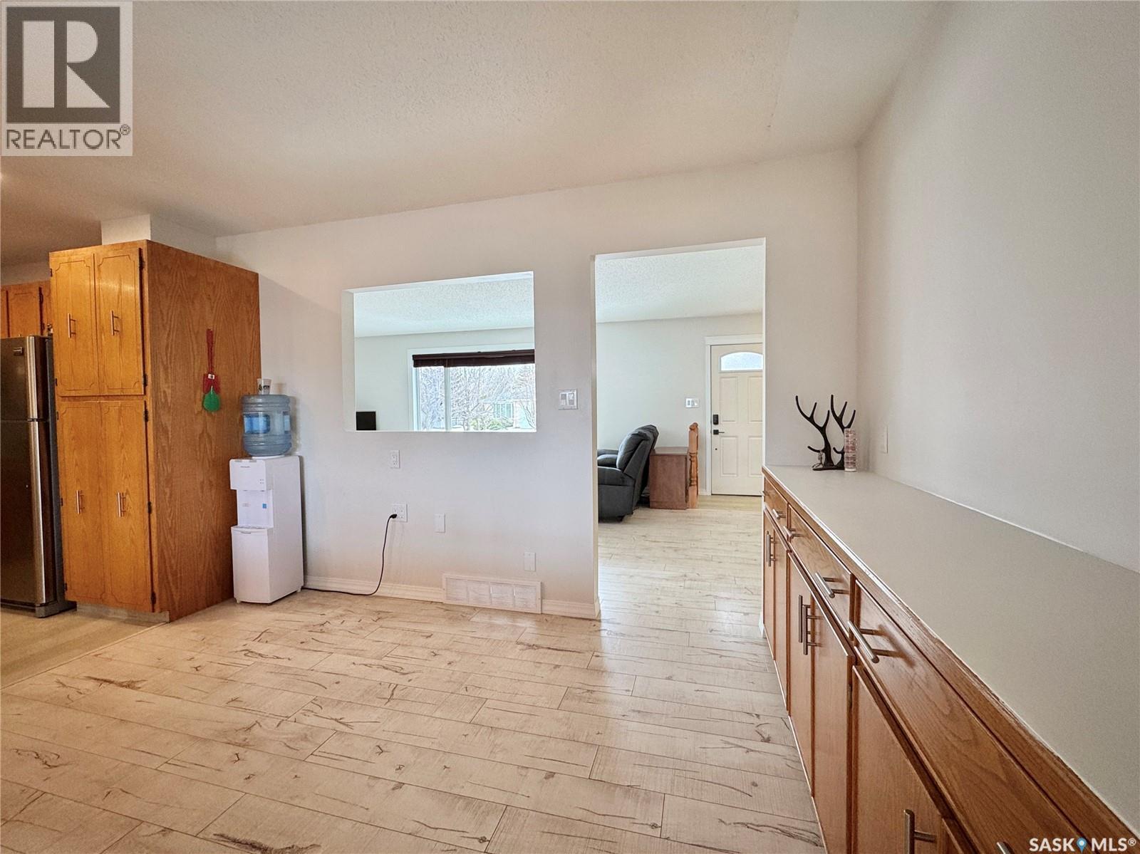 813 Stanley Street, Esterhazy, Saskatchewan  S0A 0X0 - Photo 17 - SK033033