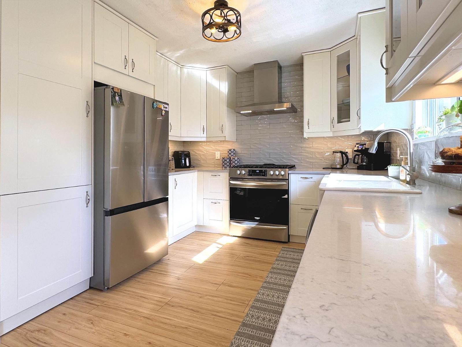 17192 63 Avenue, Surrey, British Columbia  V3S 7G3 - Photo 8 - R3100280