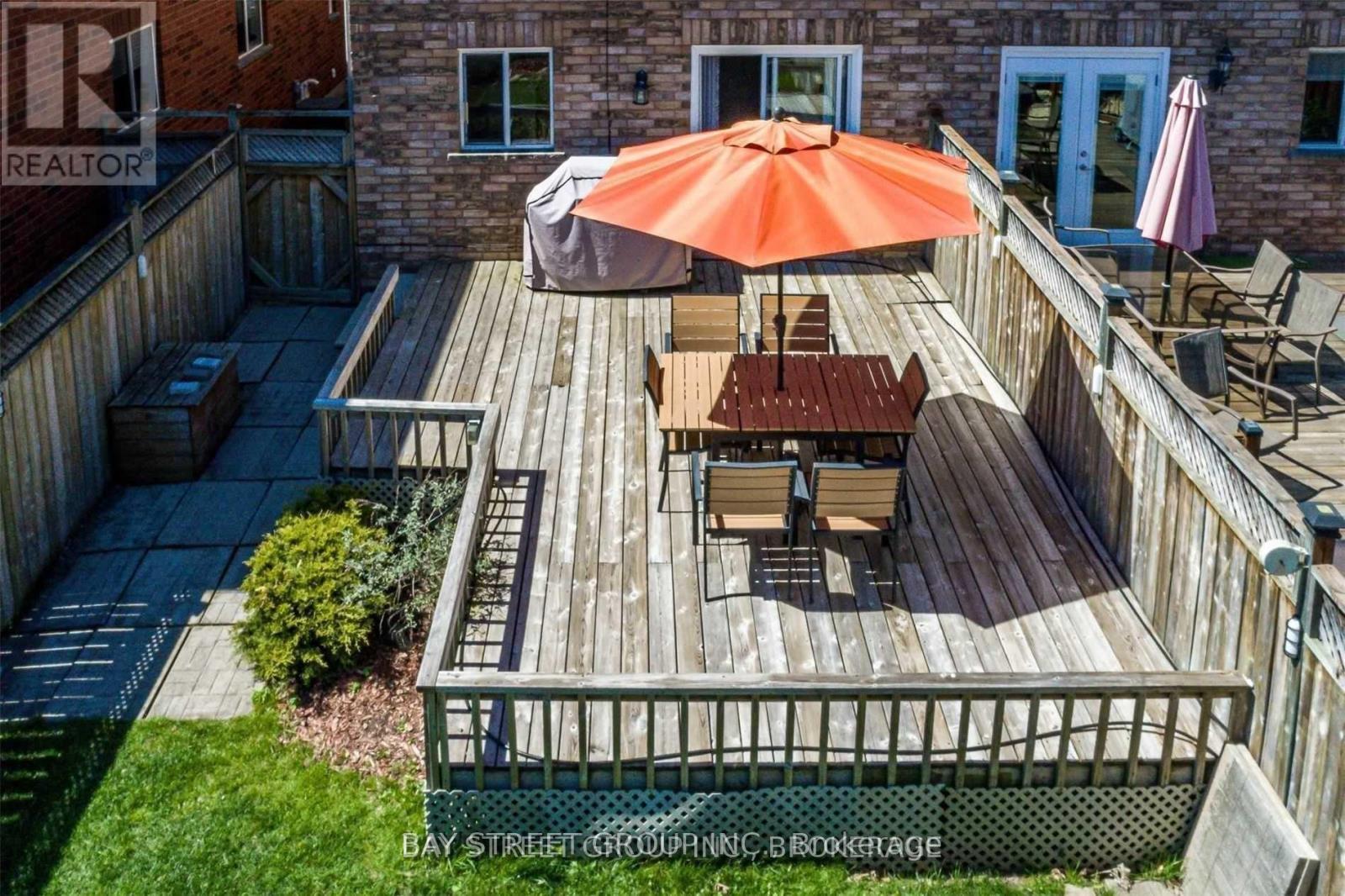 1833 Hobson Drive, Burlington, Ontario  L7L 6P9 - Photo 28 - W13004404