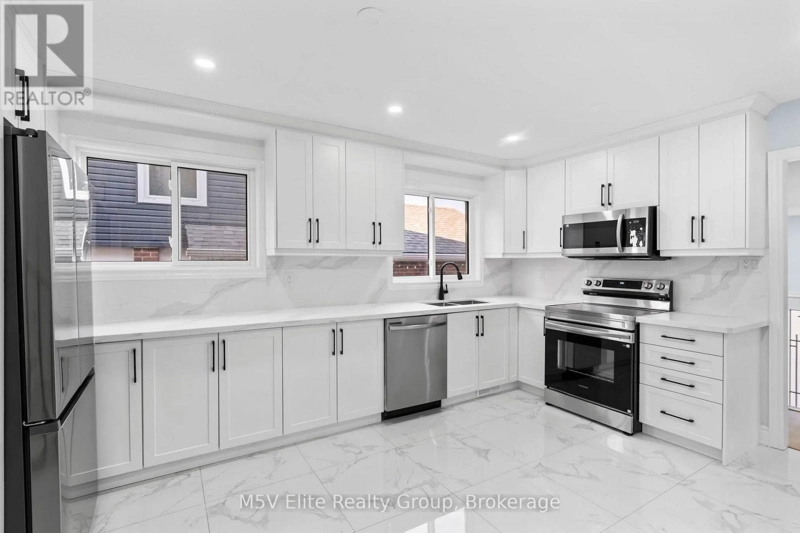 93 ASHFORD COURT, Brampton, Ontario