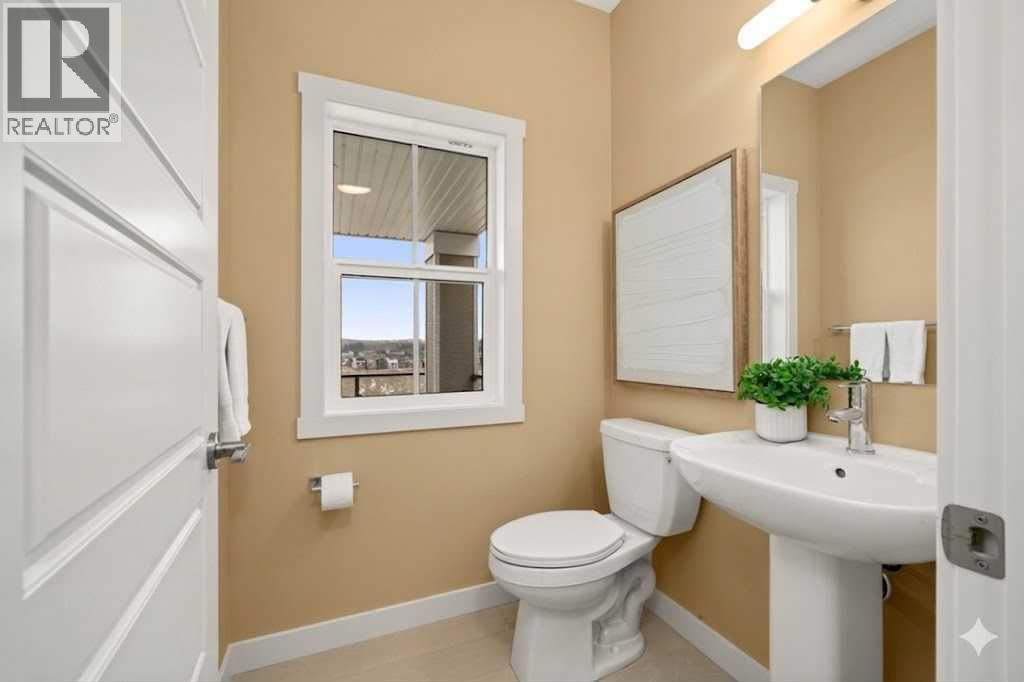 152 Crimson Ridge Place, Calgary, Alberta  T3L 0K4 - Photo 10 - A2299822