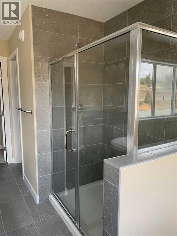 152 Crimson Ridge Place, Calgary, Alberta  T3L 0K4 - Photo 15 - A2299822